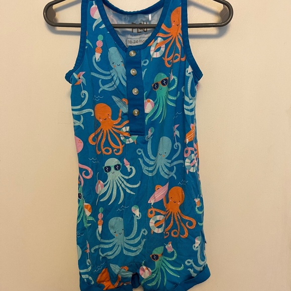 Little sleepies romper - Picture 1 of 3
